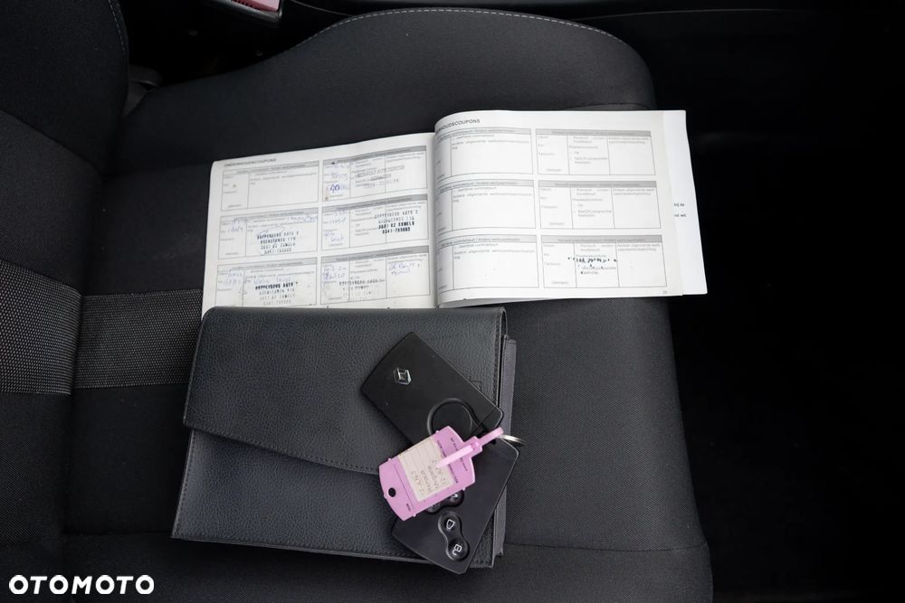 Renault Megane TCe 180 GT - 21