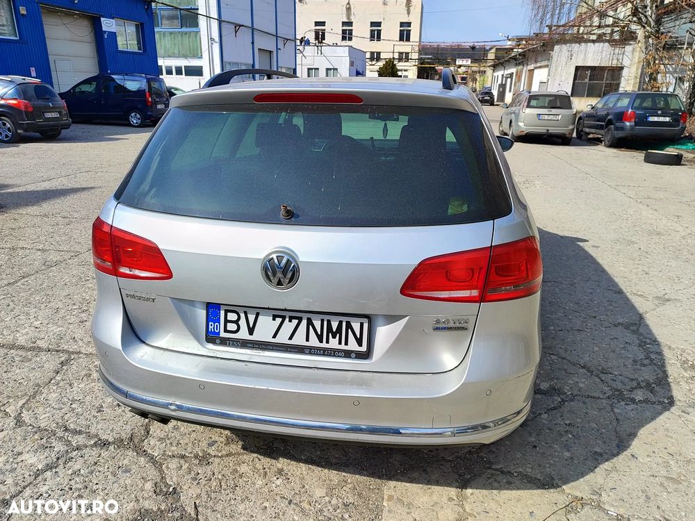 Volkswagen Passat - 2