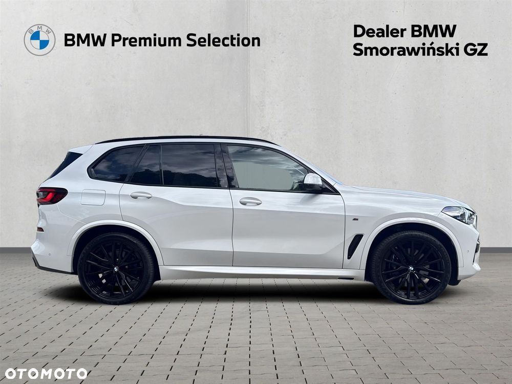 BMW X5 M50i - 28