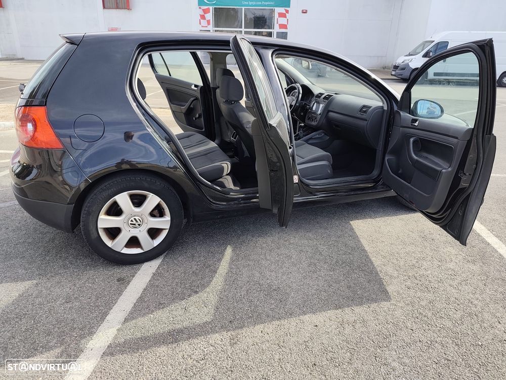 VW Golf - 6