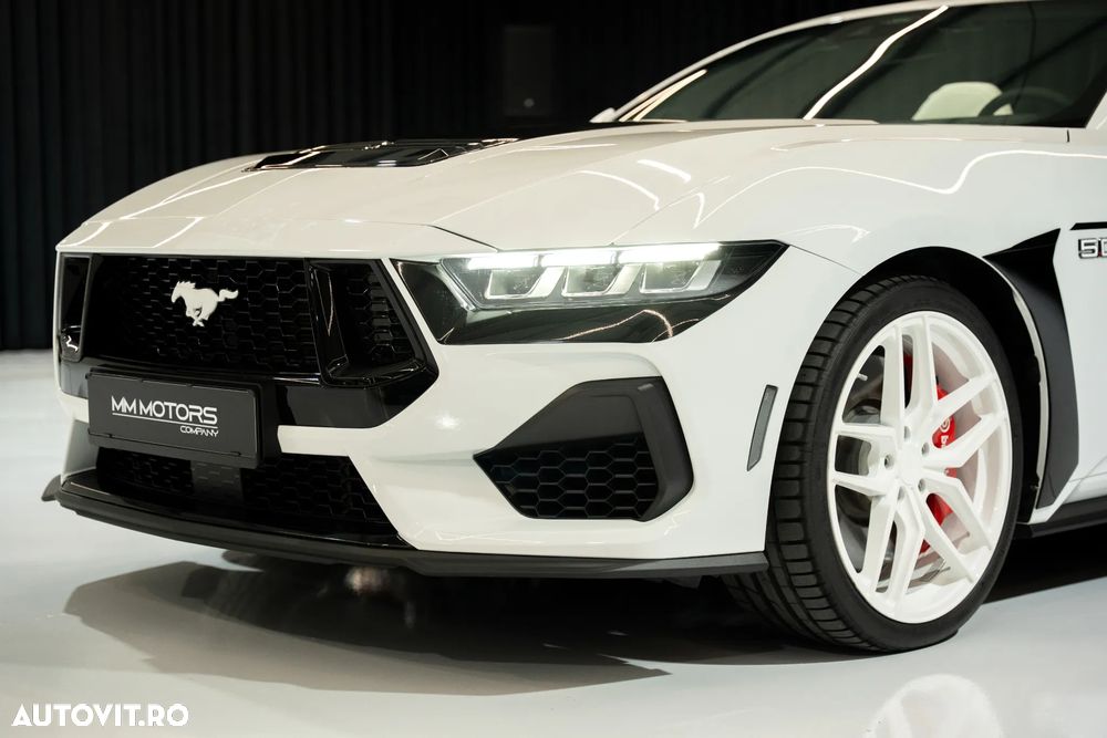Ford Mustang - 18