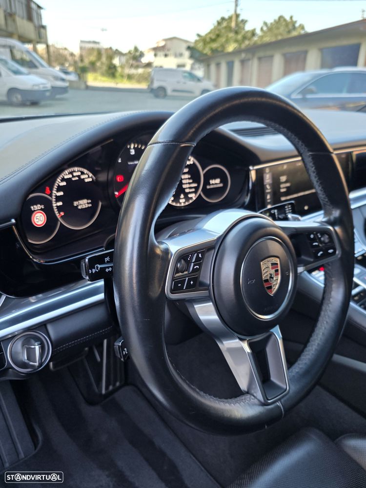 Porsche Panamera 4 S - 6
