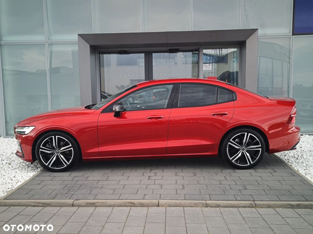 Volvo S60 B5 B R-Design - 8