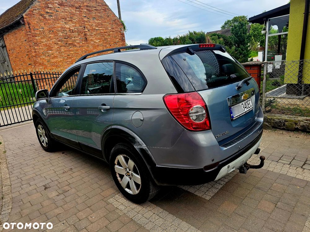 Chevrolet Captiva 2.0 d LS - 4