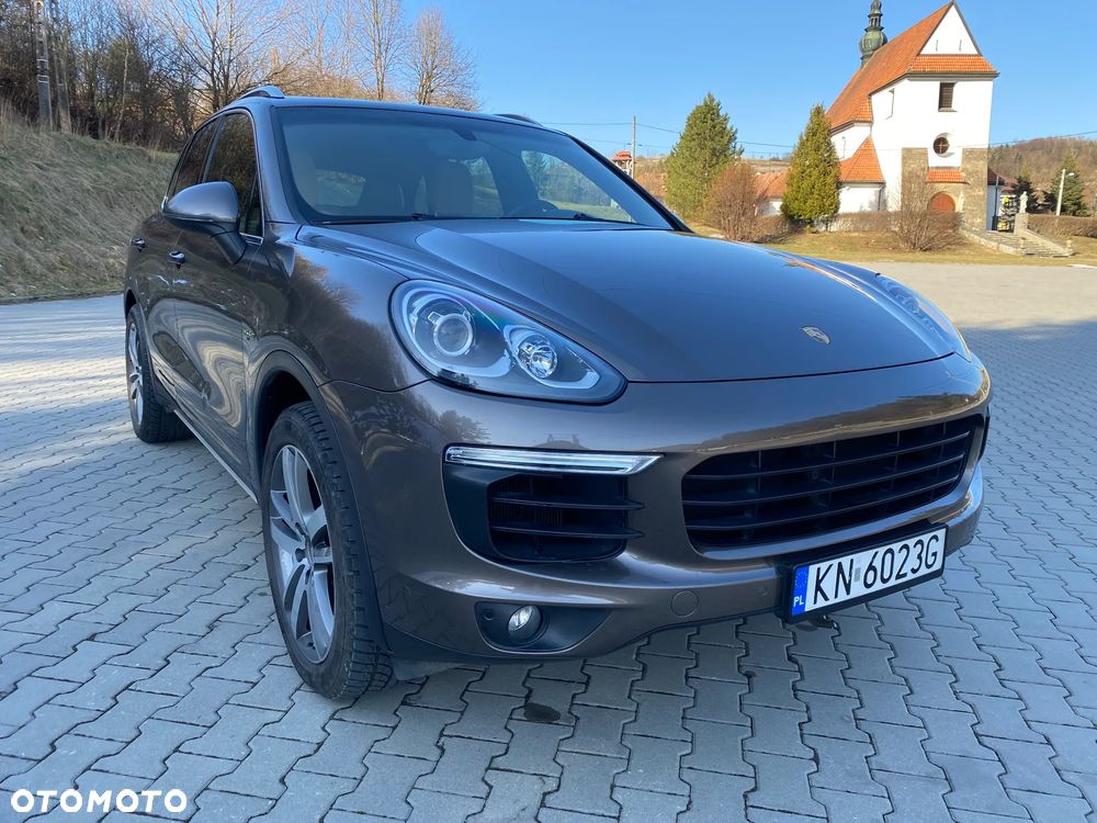 Porsche Cayenne ver-s-e--hybrid-platinum-edition - 14