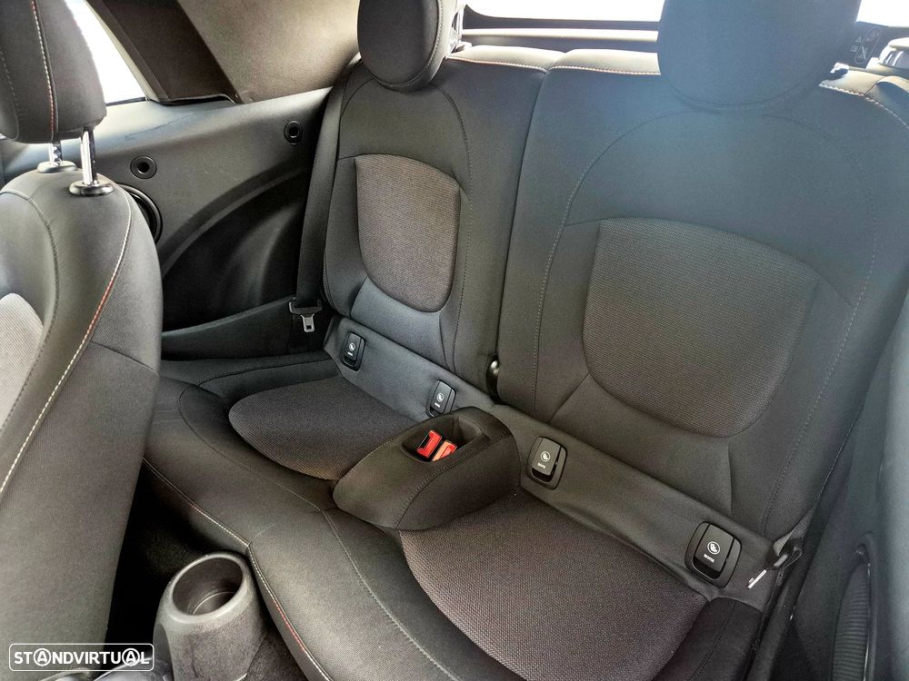 MINI Cabrio One JCW - 39