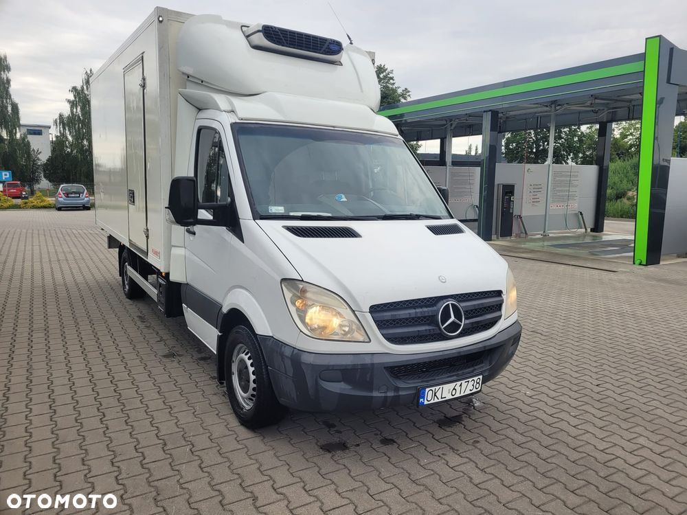 Mercedes-Benz Sprinter - 8