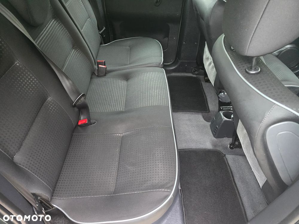 Peugeot Partner Kombi 110 Premium - 25