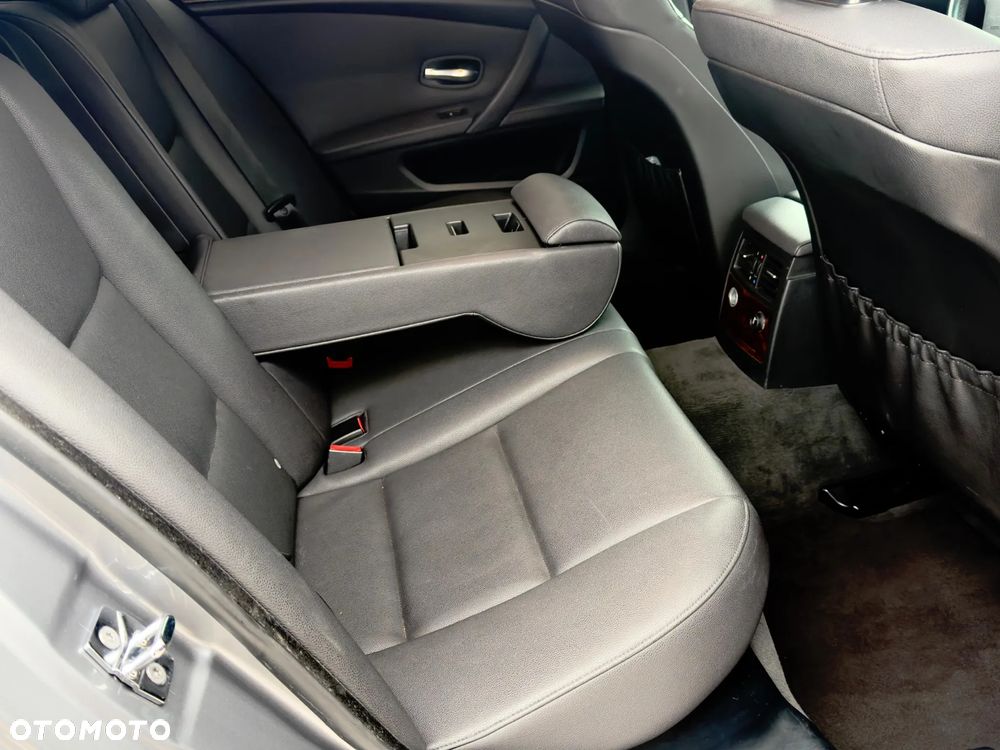 BMW Seria 5 - 18