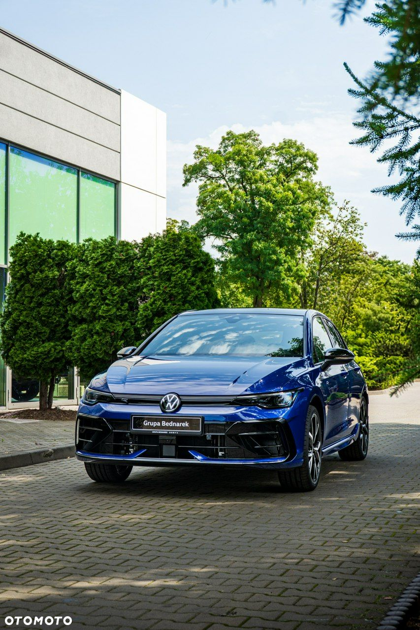 Volkswagen Golf - 36
