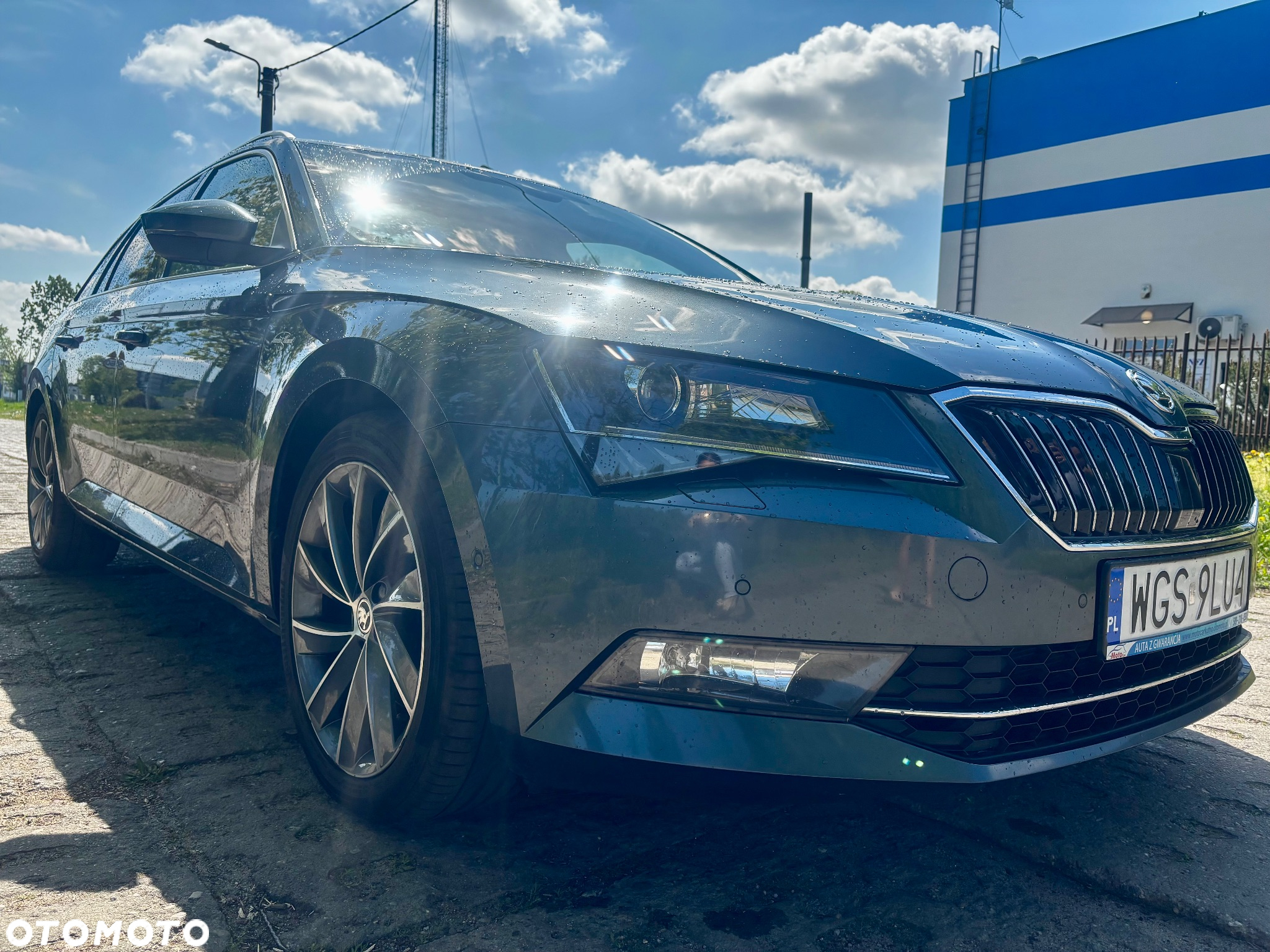 Skoda Superb 2.0 TDI DSG L&K - 5
