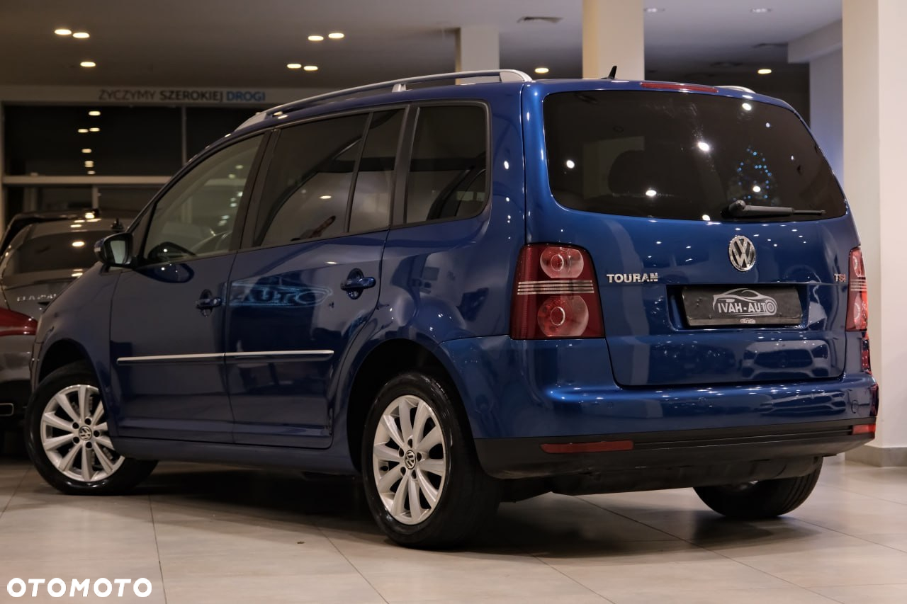 Volkswagen Touran 1.4 TGI BlueMotion Highline - 9