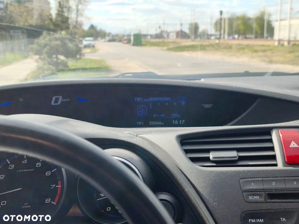 Honda Civic 1.8 S - 14