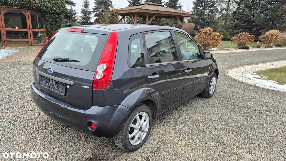 Ford Fiesta 1.3 Ambiente - 6