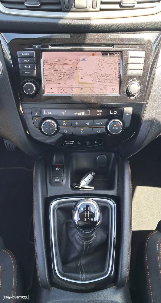 Nissan Qashqai 1.3 DIG-T N-Motion - 11