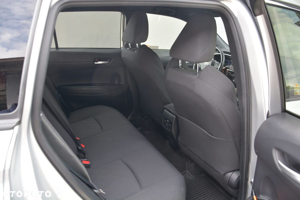 Toyota Corolla Cross 2.0 Hybrid Style - 17
