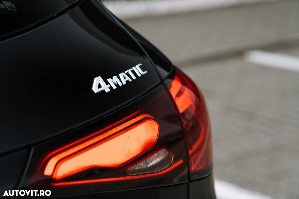 Mercedes-Benz GLC - 12