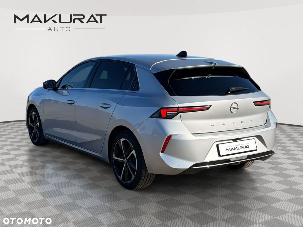 Opel Astra - 3