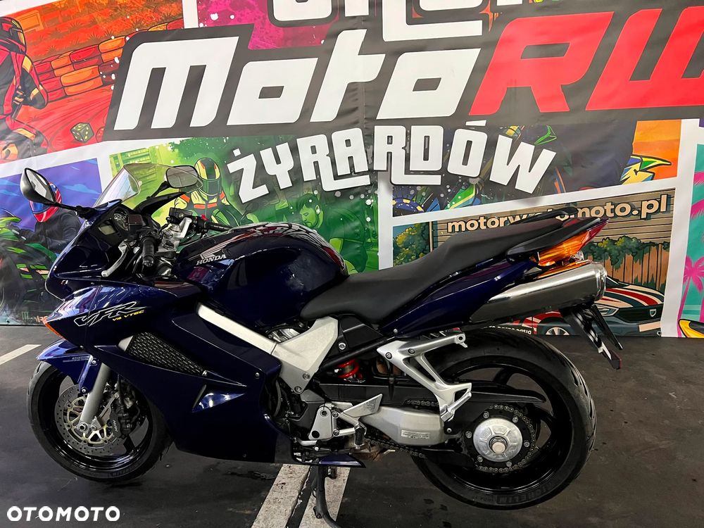 Honda VFR - 20