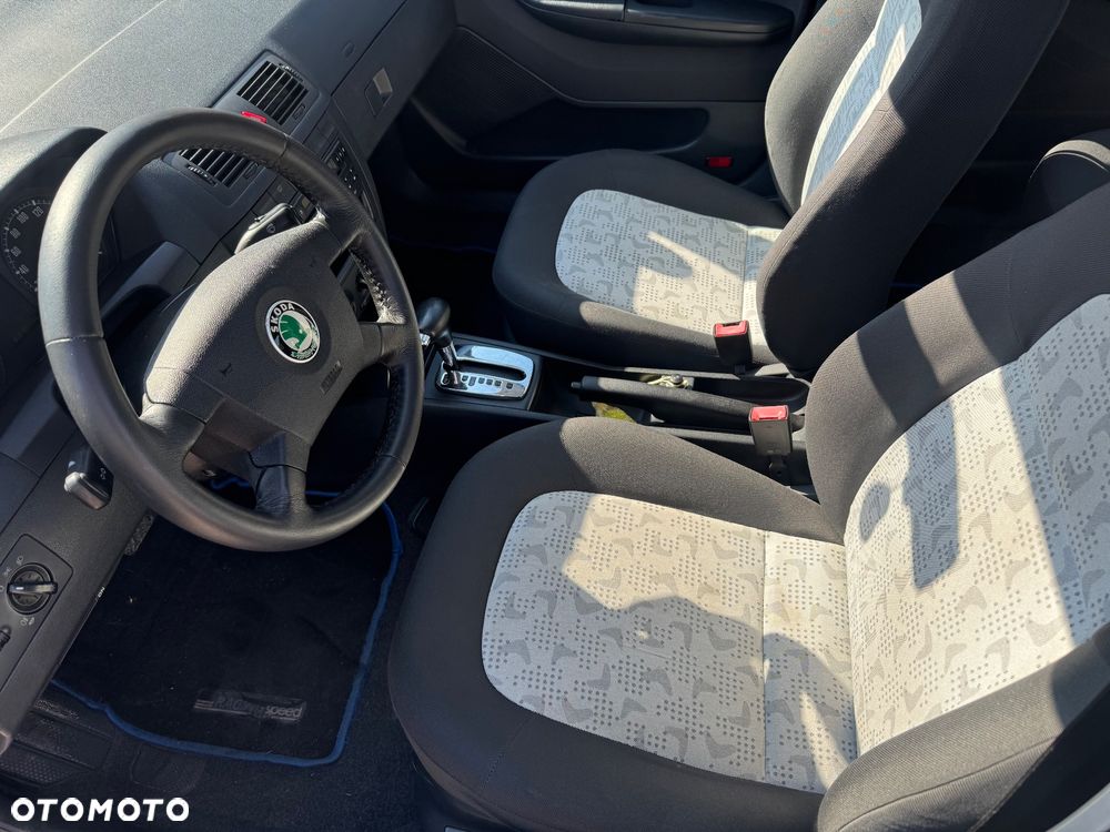 Skoda Fabia 1.4 16V Ambiente - 16