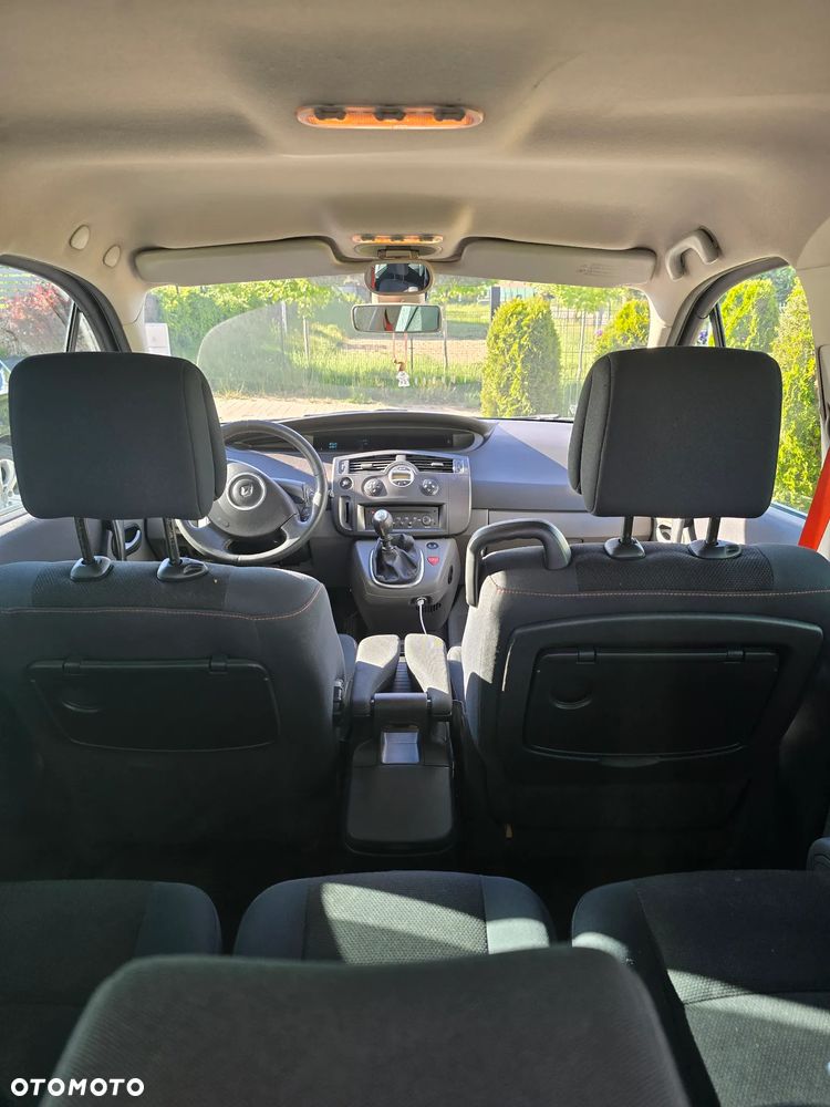 Renault Scenic 1.9 dCi Alize - 4