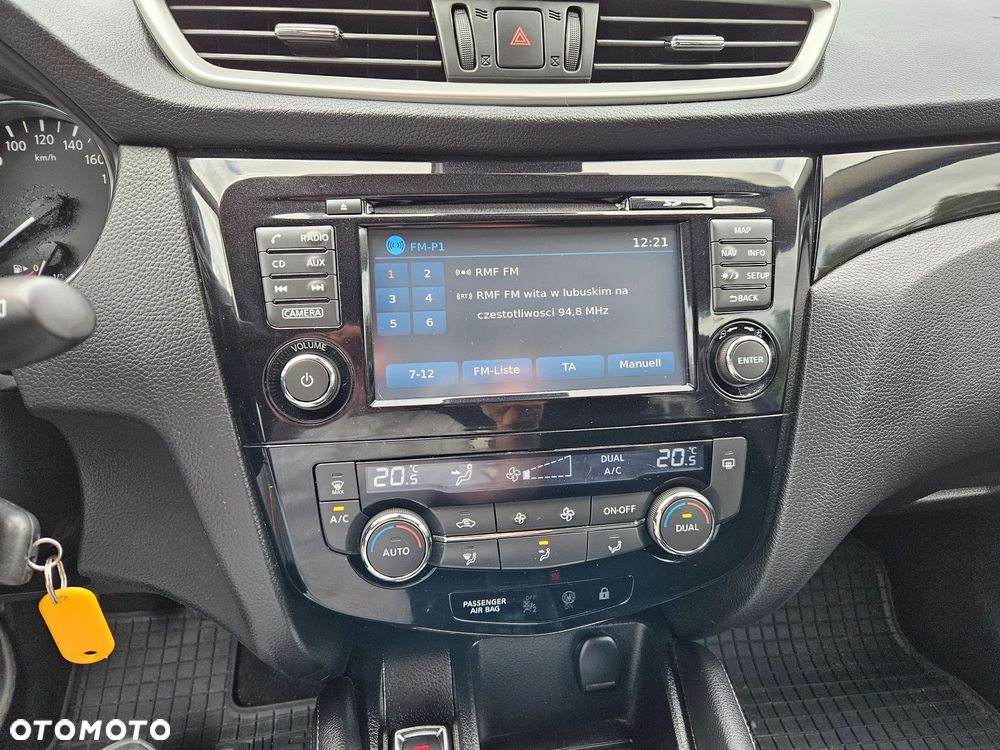 Nissan Qashqai 1.2 DIG-T Visia EU6 - 18
