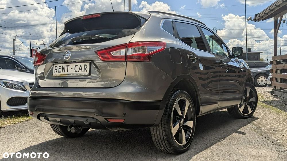 Nissan Qashqai - 11