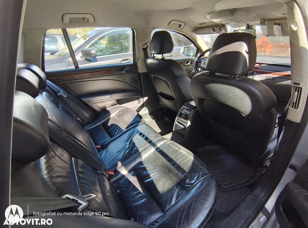 Skoda Superb 2.0 TDI Elegance DSG - 8