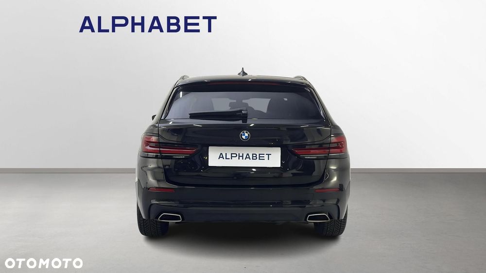 BMW Seria 5 520d xDrive MHEV - 6