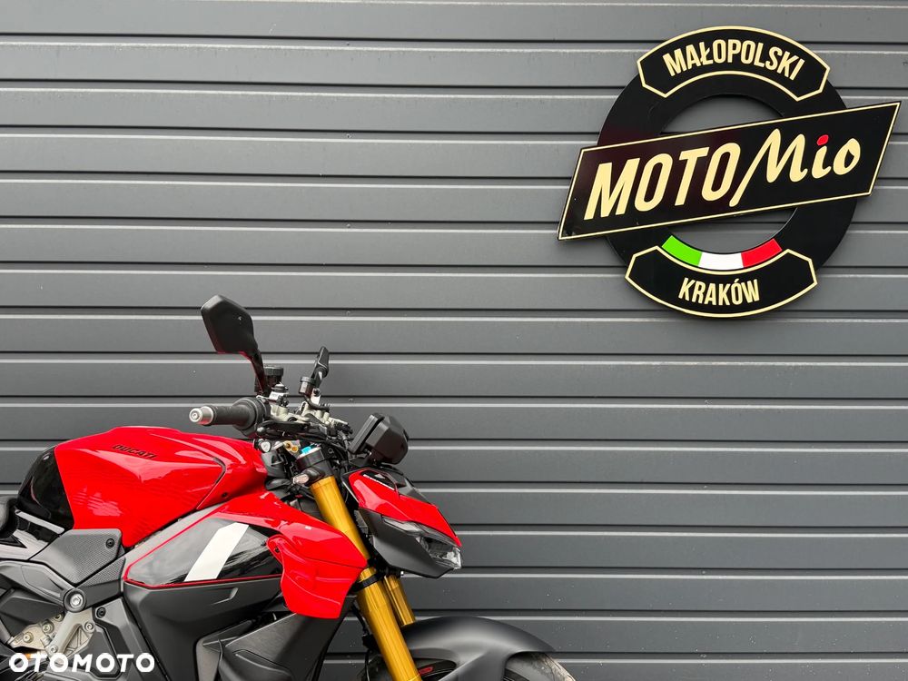 Ducati Streetfighter V4 - 4