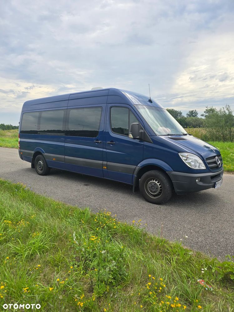 Mercedes-Benz Sprinter - 1