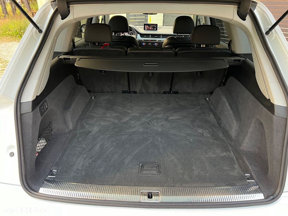 Audi Q7 45 TDI Quattro Tiptronic - 12