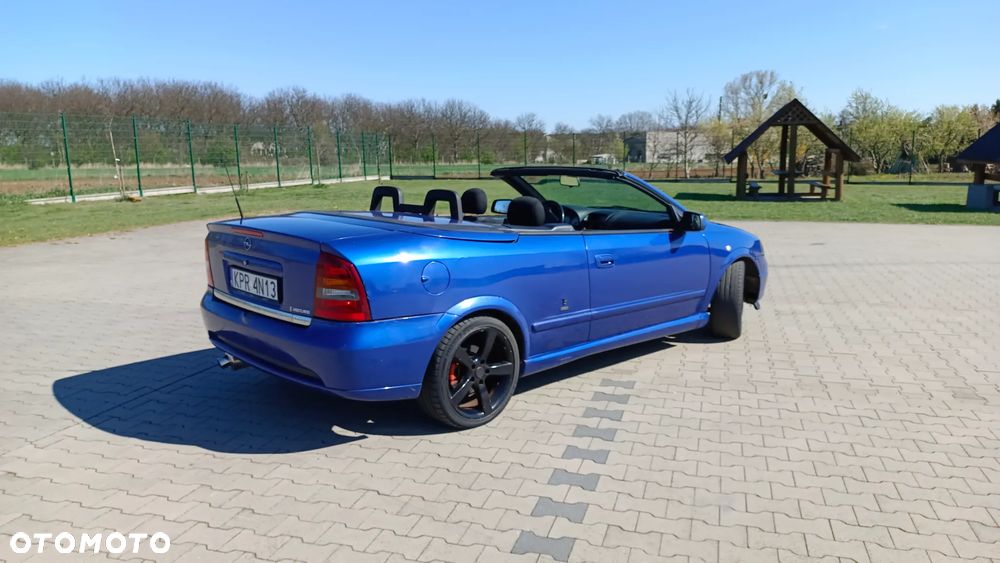 Opel Astra 1.8 Bertone - 4