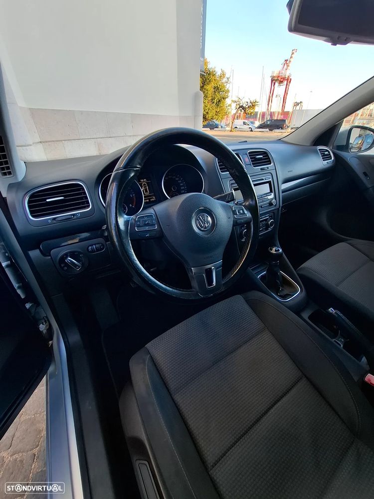 VW Golf - 9