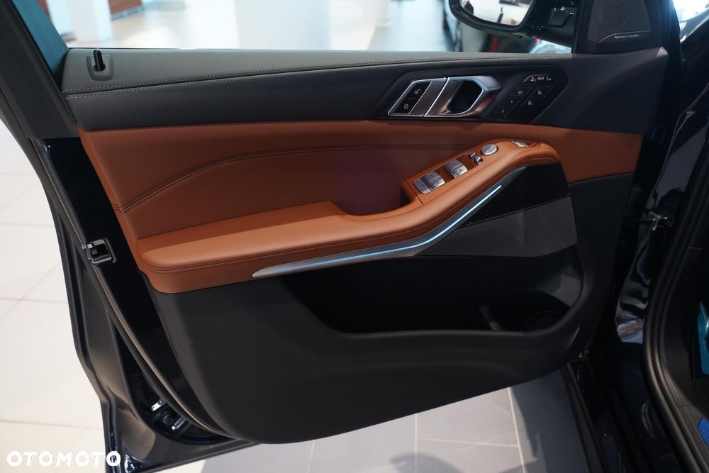 BMW X7 - 15