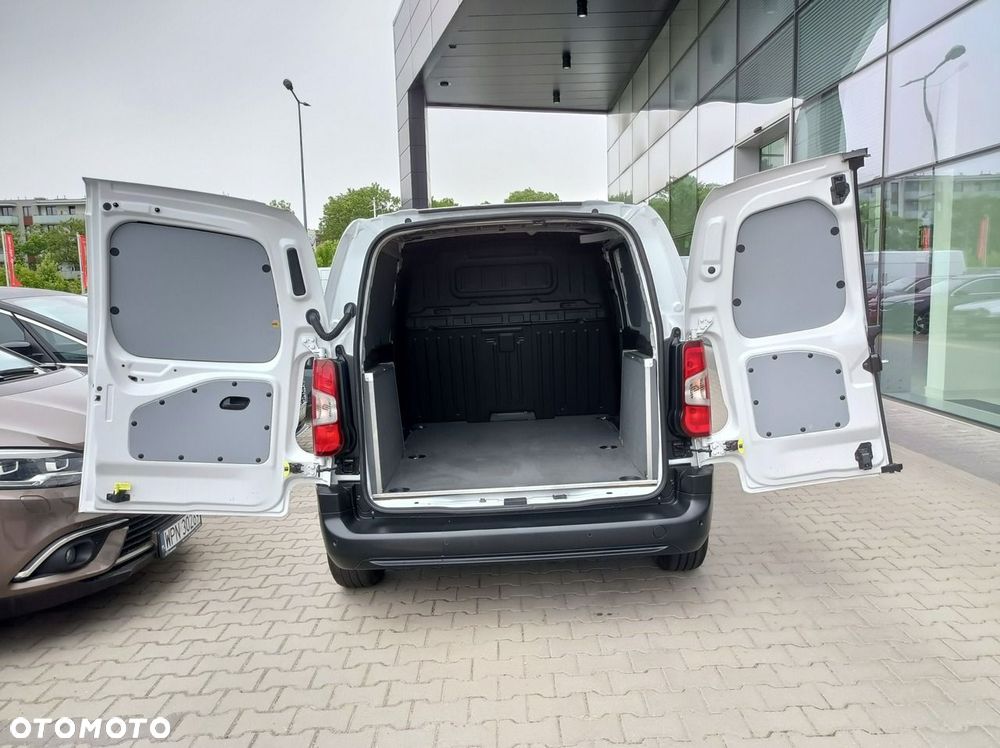 Toyota Proace City - 18