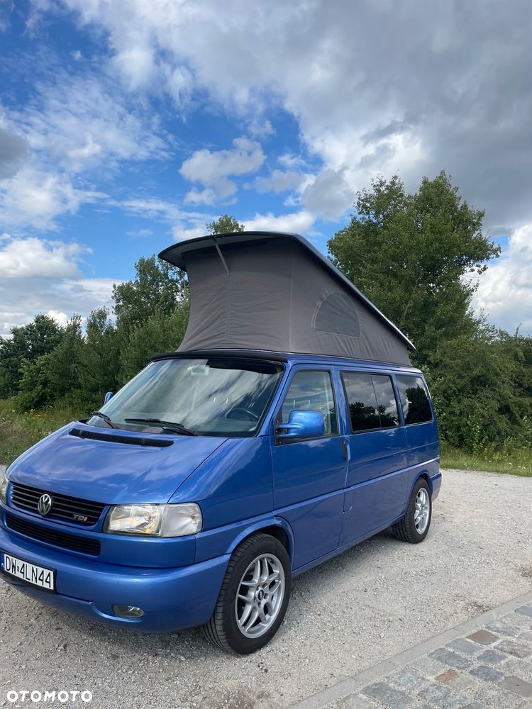 Volkswagen Multivan - 1