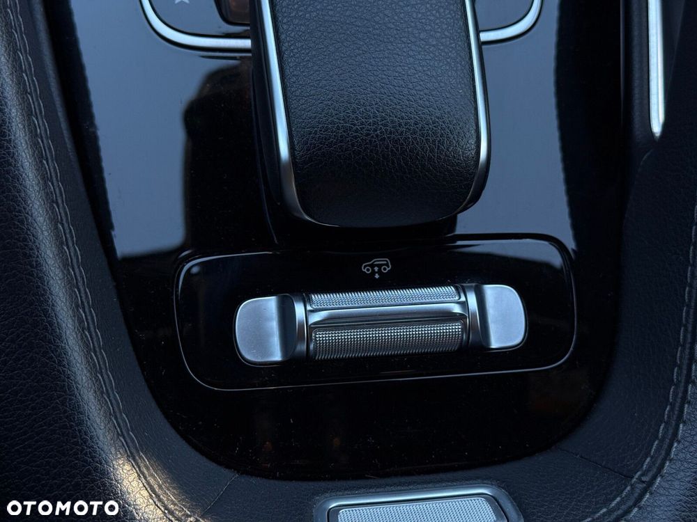 Mercedes-Benz GLE 300 d 4-Matic - 23