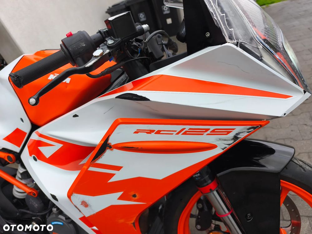 KTM RC 125 - 36