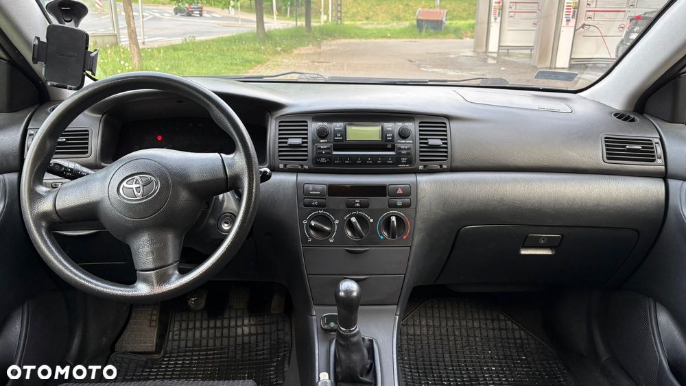 Toyota Corolla 1.6 VVT-i Terra Polaris - 11