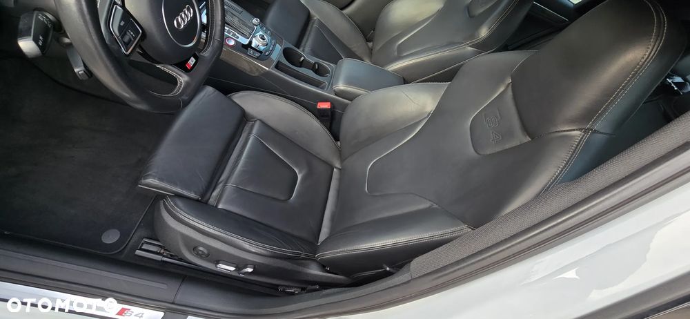 Audi S4 Limousine - 14