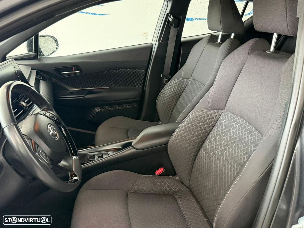 Toyota C-HR 2.0 Hybrid Exclusive - 4