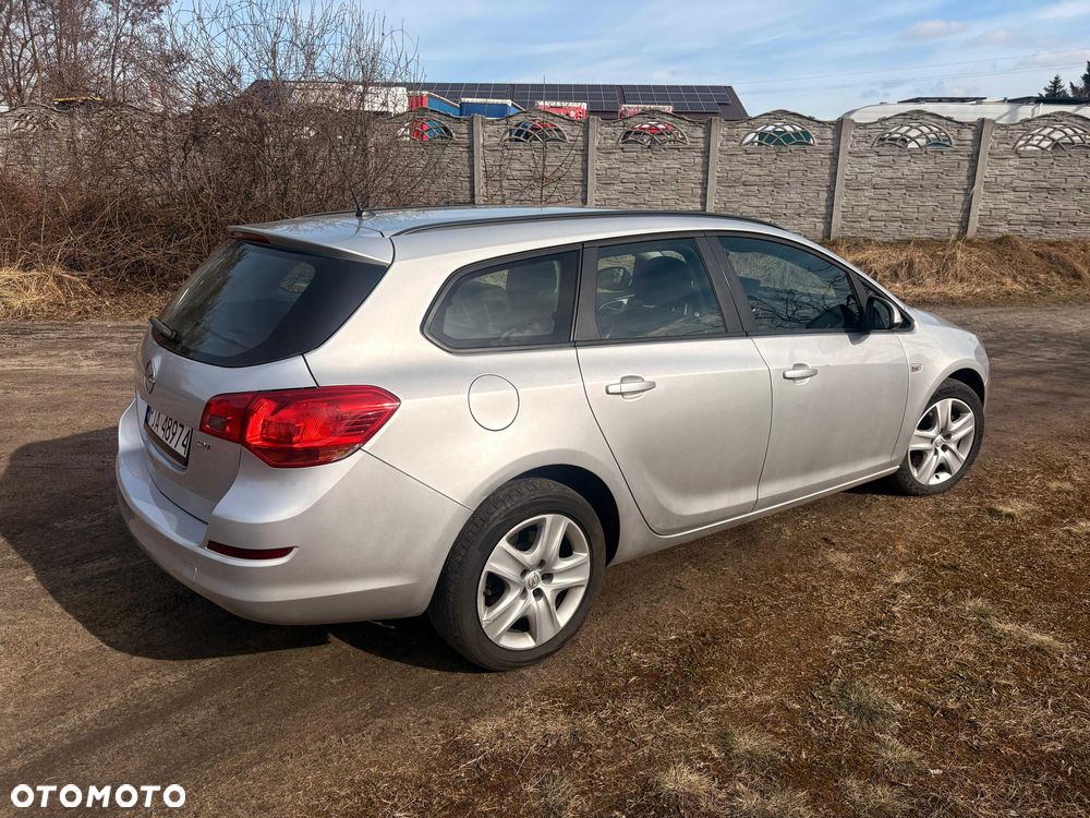 Opel Astra - 4