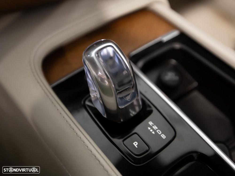 Volvo XC 90 2.0 T8 PHEV Inscription AWD - 21