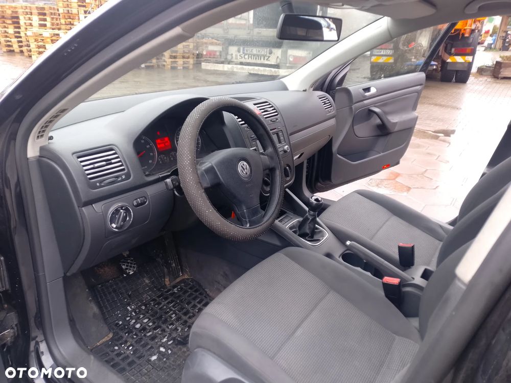Volkswagen Jetta - 6