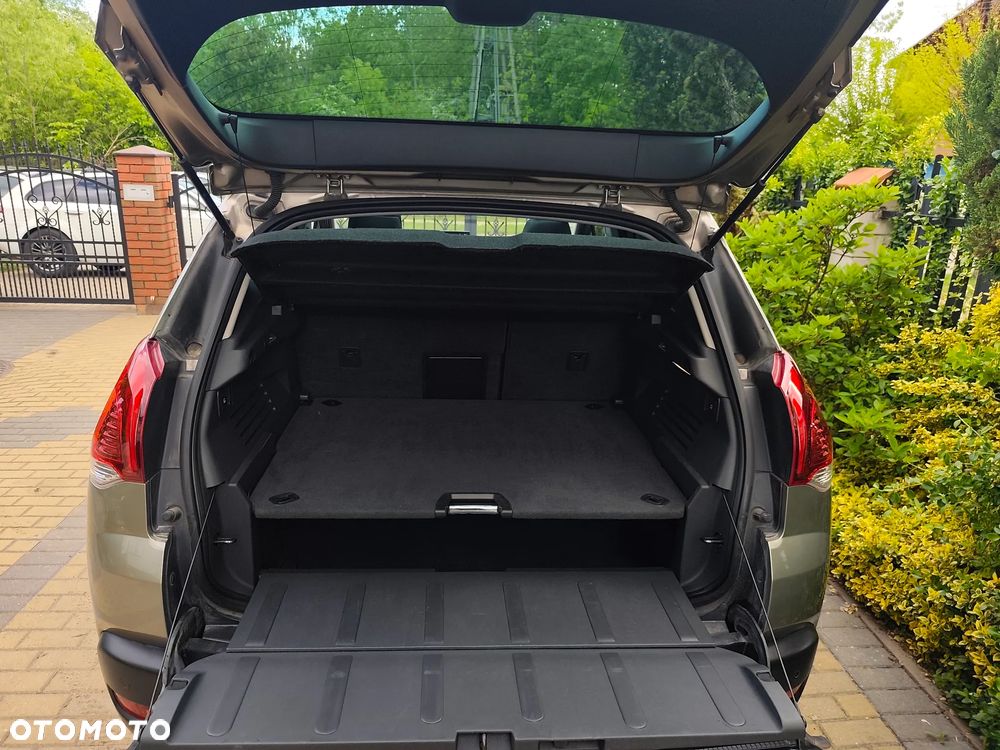 Peugeot 3008 1.6 BlueHDi Allure S&S - 15