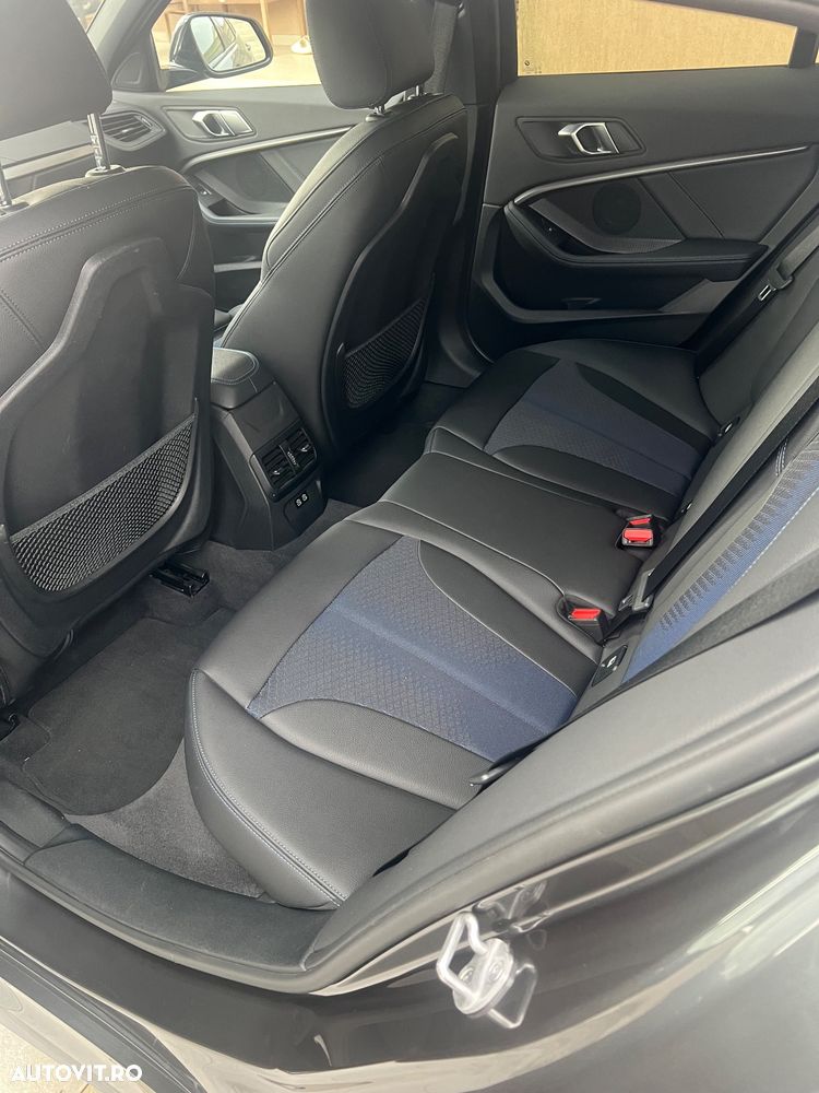 BMW Seria 1 120d AT - 7