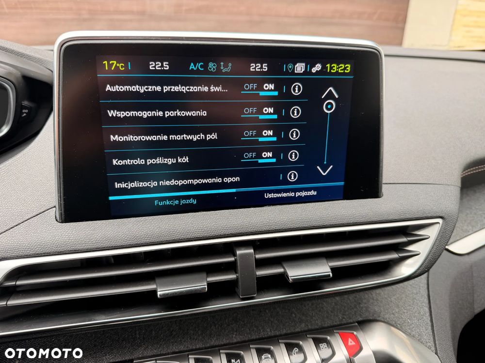Peugeot 3008 - 19