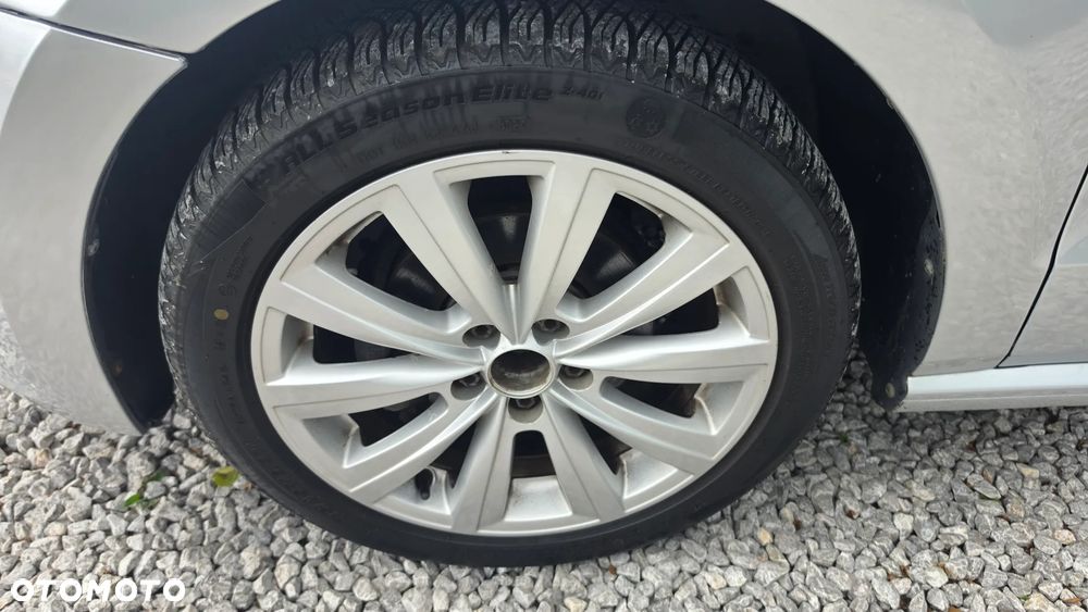 Volkswagen Polo - 18