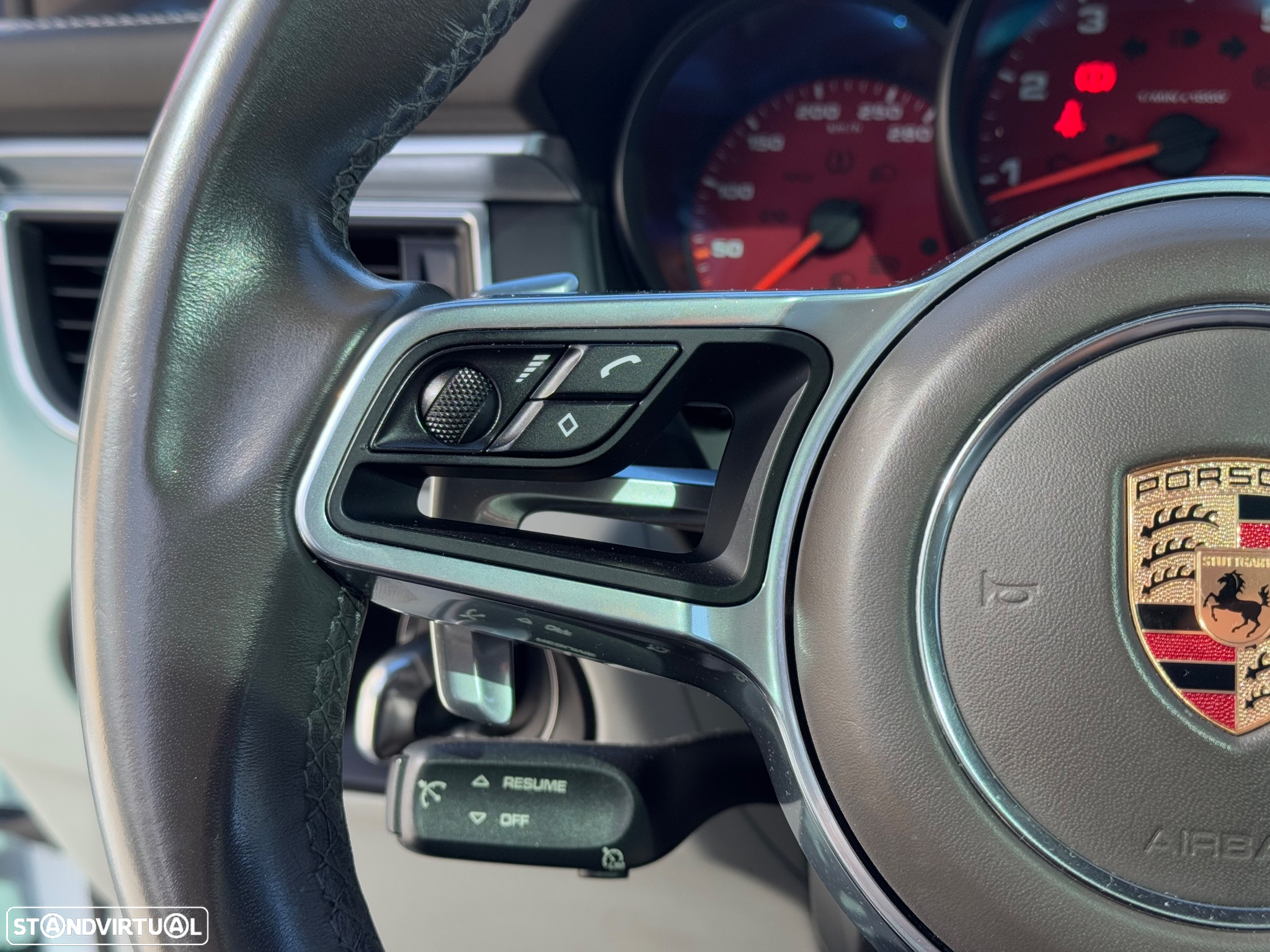 Porsche Macan Standard - 19
